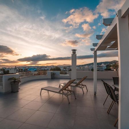 Home Sweet Home - Big Balcony With Great View كيساموس المظهر الخارجي الصورة
